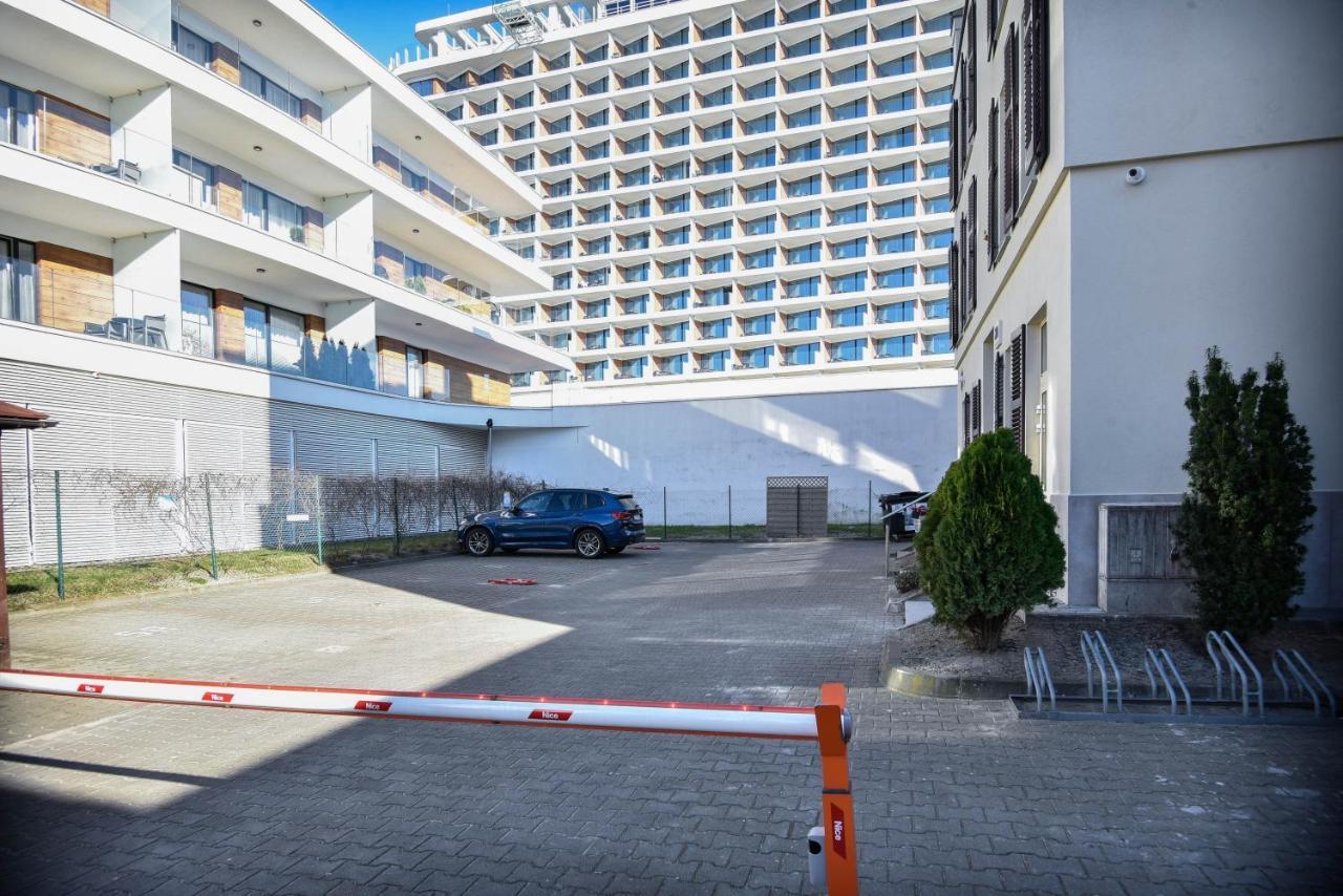 Apartamenty Promenada Z Tarasem I Parkingiem - Apartamenty Na Wyspie Swinoujscie Kültér fotó
