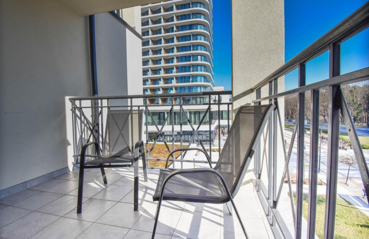 Apartamenty Promenada Z Tarasem I Parkingiem - Apartamenty Na Wyspie Swinoujscie Kültér fotó